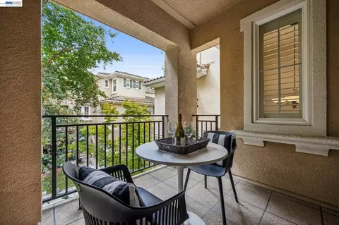 Exterior - 4366 Fitzwilliam St, Dublin, CA 94568 photo 2 of 14