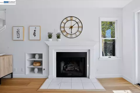 Other - 204 Centre Ct, Alameda, CA 94502 photo 3 of 11