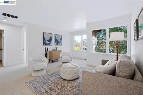 Other - 204 Centre Ct, Alameda, CA 94502 photo 9 of 11