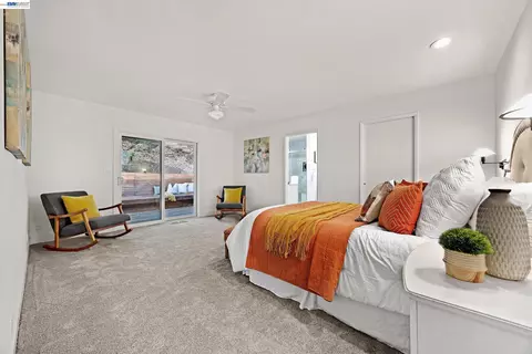 Bedroom - 3364 Walnut Ln, Lafayette, CA 94549 photo 1 of 4