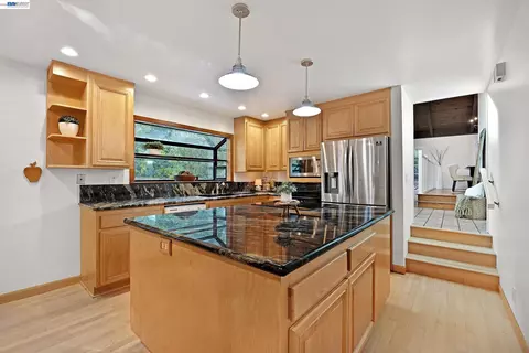 Kitchen - 3364 Walnut Ln, Lafayette, CA 94549 photo 2 of 2
