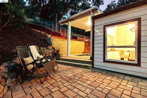 Exterior - 3364 Walnut Ln, Lafayette, CA 94549 photo 12 of 18