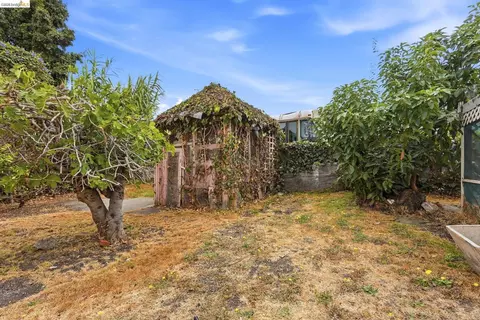 Exterior - Undisclosed, Oakland, CA 94608 photo 13 of 15