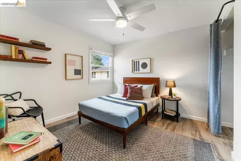 Bedroom - 1802 Second #M, Alameda, CA 94501 photo 1 of 4
