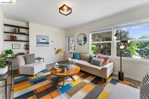 Living - 1802 Second #M, Alameda, CA 94501 photo 1 of 3