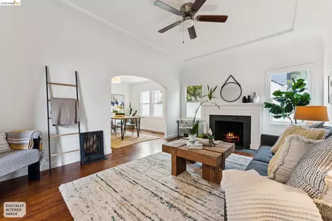 Living - 2844 76th Ave, Oakland, CA 94605 photo 3 of 6