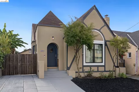 Exterior - 2844 76th Ave, Oakland, CA 94605 photo 2 of 10