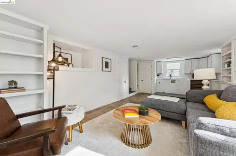 Living - 2844 76th Ave, Oakland, CA 94605 photo 5 of 6