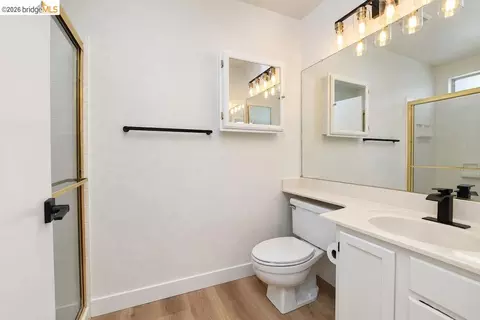 Bath - 7260 Cronin Cir, Dublin, CA 94568 photo 2 of 2