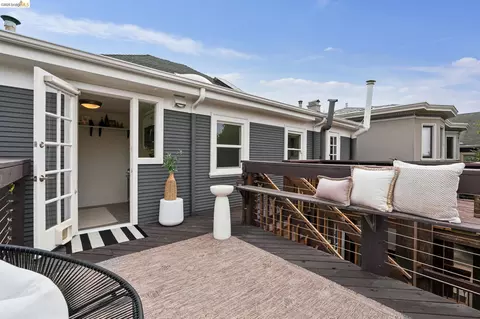Exterior - 3014 College Ave, Berkeley, CA 94705 photo 9 of 16