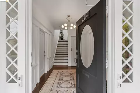 Entry Way - 3014 College Ave, Berkeley, CA 94705 photo 1 of 5
