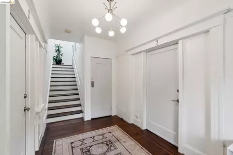 Entry Way - 3014 College Ave, Berkeley, CA 94705 photo 4 of 5