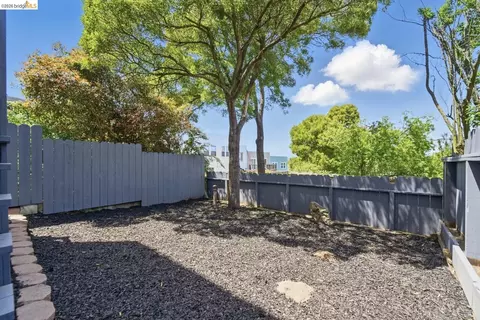 Exterior - 1826 Moraga St, San Francisco, CA 94122 photo 4 of 6