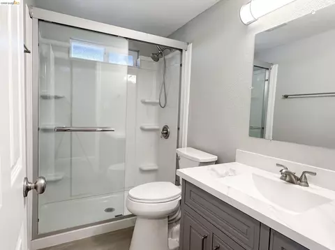 Bath - 27732 Dolphin Ln, Hayward, CA 94545 photo 1 of 2