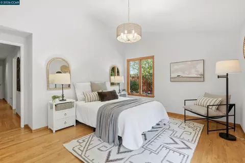 Bedroom - 5685 White Mountain Ct, Martinez, CA 94553 photo 3 of 9
