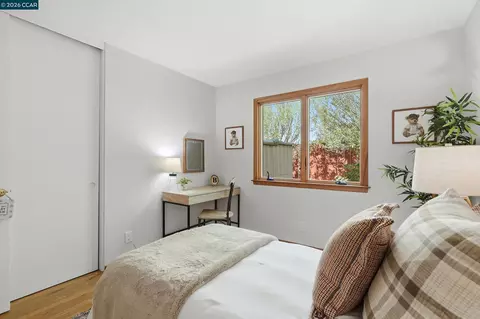 Bedroom - 5685 White Mountain Ct, Martinez, CA 94553 photo 7 of 9
