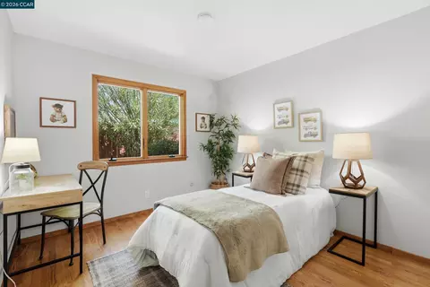 Bedroom - 5685 White Mountain Ct, Martinez, CA 94553 photo 6 of 9