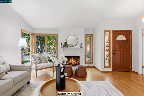 Living - 5685 White Mountain Ct, Martinez, CA 94553 photo 1 of 6