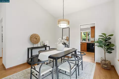 Dining - 5685 White Mountain Ct, Martinez, CA 94553 photo 2 of 3