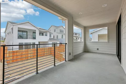Exterior - 2312 Sanderling Ave, Marina, CA 93933 photo 5 of 8
