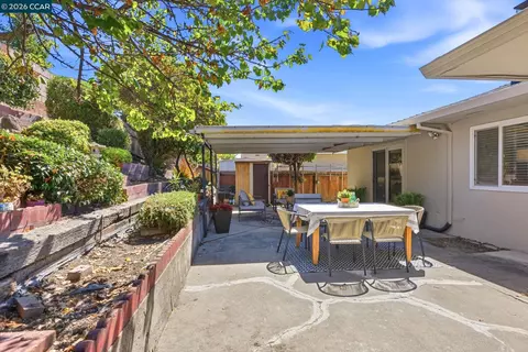 Exterior - 2520 Benedict Dr, San Leandro, CA 94577 photo 3 of 5
