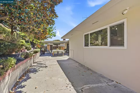 Exterior - 2520 Benedict Dr, San Leandro, CA 94577 photo 4 of 5