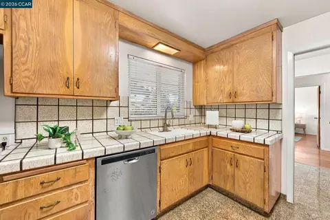 Kitchen - 2520 Benedict Dr, San Leandro, CA 94577 photo 2 of 4