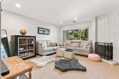 Other - 3349 Solomon Ln, Alameda, CA 94502 photo 1 of 8