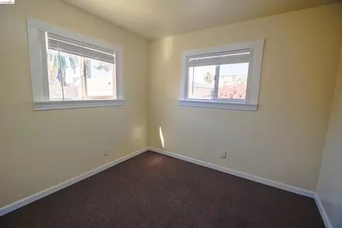 Bedroom - 1643 68th Ave, Oakland, CA 94621 photo 3 of 5
