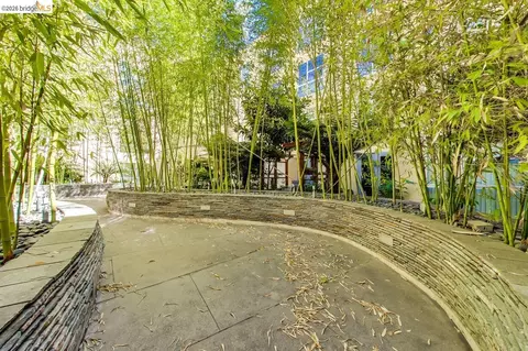 Exterior - 585 9th St #441, Oakland, CA 94607 photo 3 of 5