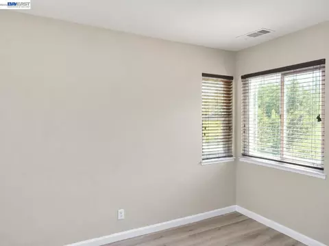 Bedroom - 1825 Mark Mead Ln, Modesto, CA 95356 photo 2 of 3