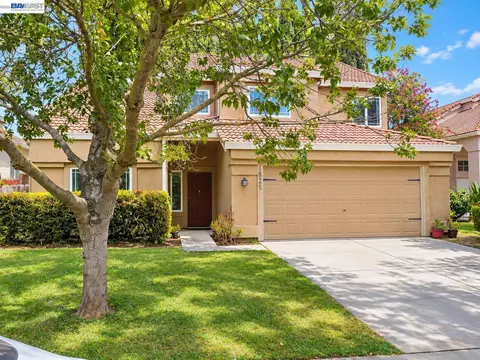 Exterior - 1825 Mark Mead Ln, Modesto, CA 95356 photo 3 of 6