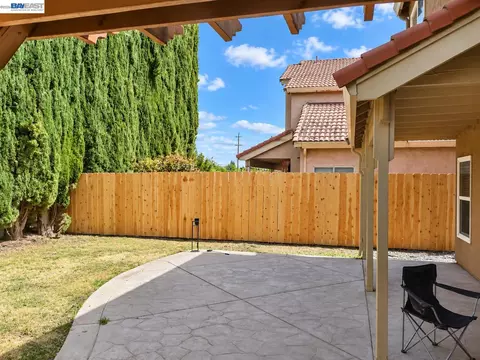 Exterior - 1825 Mark Mead Ln, Modesto, CA 95356 photo 6 of 6