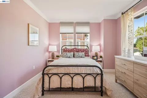 Bedroom - 1216 Walters Ct, Concord, CA 94520 photo 12 of 14