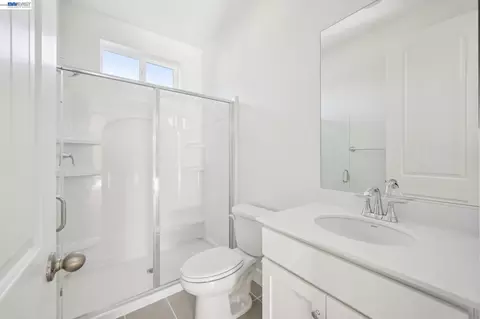 Bath - 1216 Walters Ct, Concord, CA 94520 photo 2 of 12