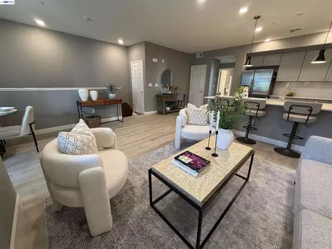 Living - 558 Clover Cir, Milpitas, CA 95035 photo 2 of 3