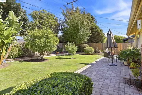 Exterior - 8657 Davona Dr, Dublin, CA 94568 photo 8 of 9