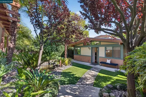 Exterior - 3402 Hall Ln, Lafayette, CA 94549 photo 6 of 13