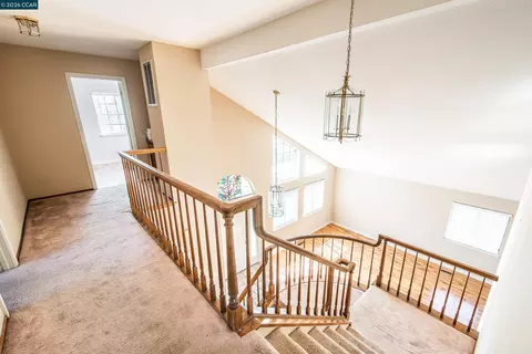 Entry Way - 354 Saybrook, Vallejo, CA 94591 photo 5 of 8