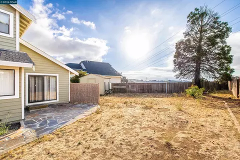Exterior - 354 Saybrook, Vallejo, CA 94591 photo 7 of 11