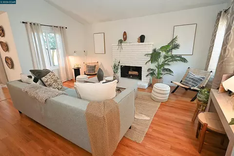 Living - 4203 Dubhe Ct, Concord, CA 94521 photo 2 of 2