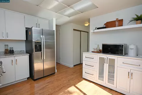 Kitchen - 4203 Dubhe Ct, Concord, CA 94521 photo 4 of 5
