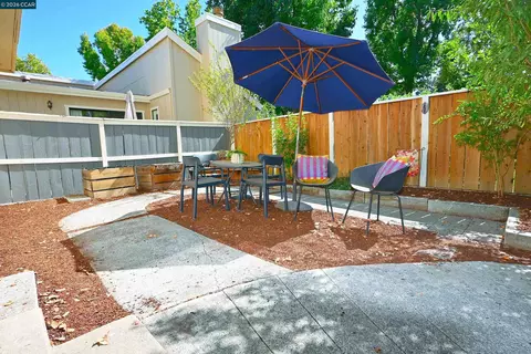 Exterior - 4203 Dubhe Ct, Concord, CA 94521 photo 9 of 16