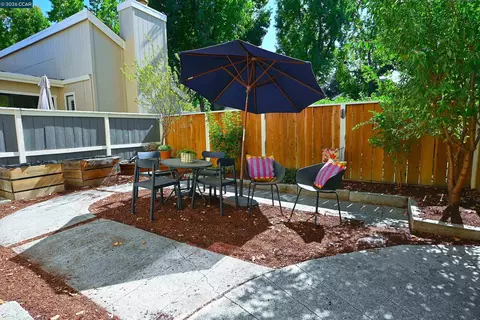 Exterior - 4203 Dubhe Ct, Concord, CA 94521 photo 8 of 16