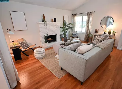 Living - 4203 Dubhe Ct, Concord, CA 94521 photo 1 of 2
