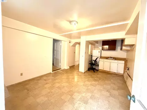 Living - 133 Rice St, San Francisco, CA 94112 photo 1 of 1