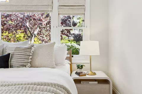 Bedroom - 12 Brookside Ave, Berkeley, CA 94705 photo 9 of 12