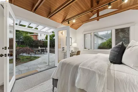 Bedroom - 12 Brookside Ave, Berkeley, CA 94705 photo 2 of 12