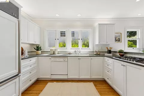Kitchen - 12 Brookside Ave, Berkeley, CA 94705 photo 4 of 7