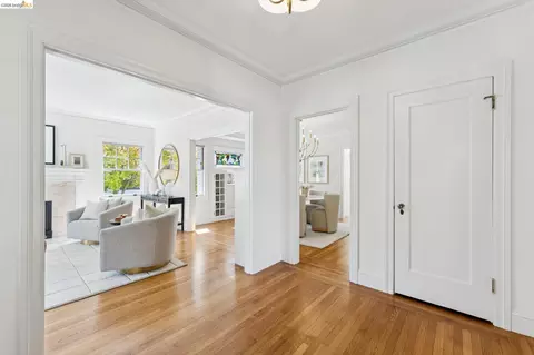 Entry Way - 12 Brookside Ave, Berkeley, CA 94705 photo 1 of 1